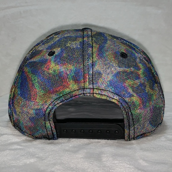 Converse Tipoff Iridescent Camo Print SnapBack RARE!!! - Picture 4 of 5
